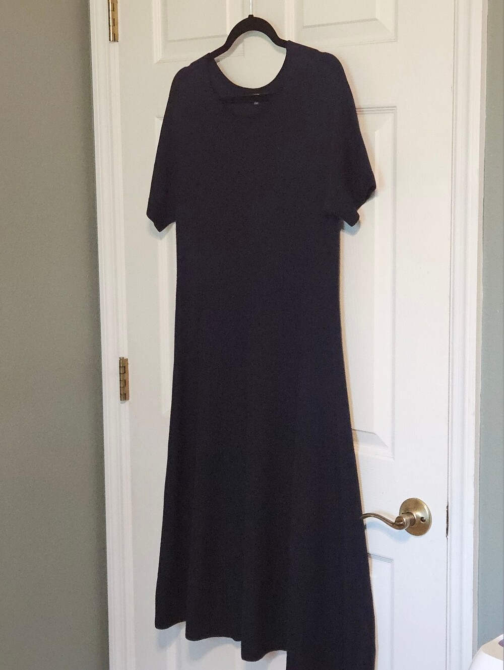 Uniqlo Navy Midi Short Sleeve Crewneck Dress - Picture 5 of 12